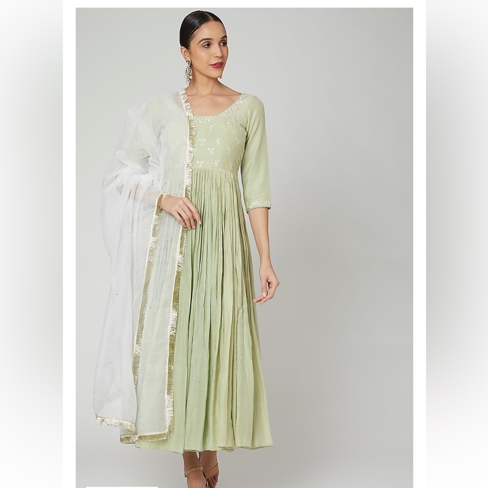 Ruchira Nangalia Green embroidered Anarkali with dupatta